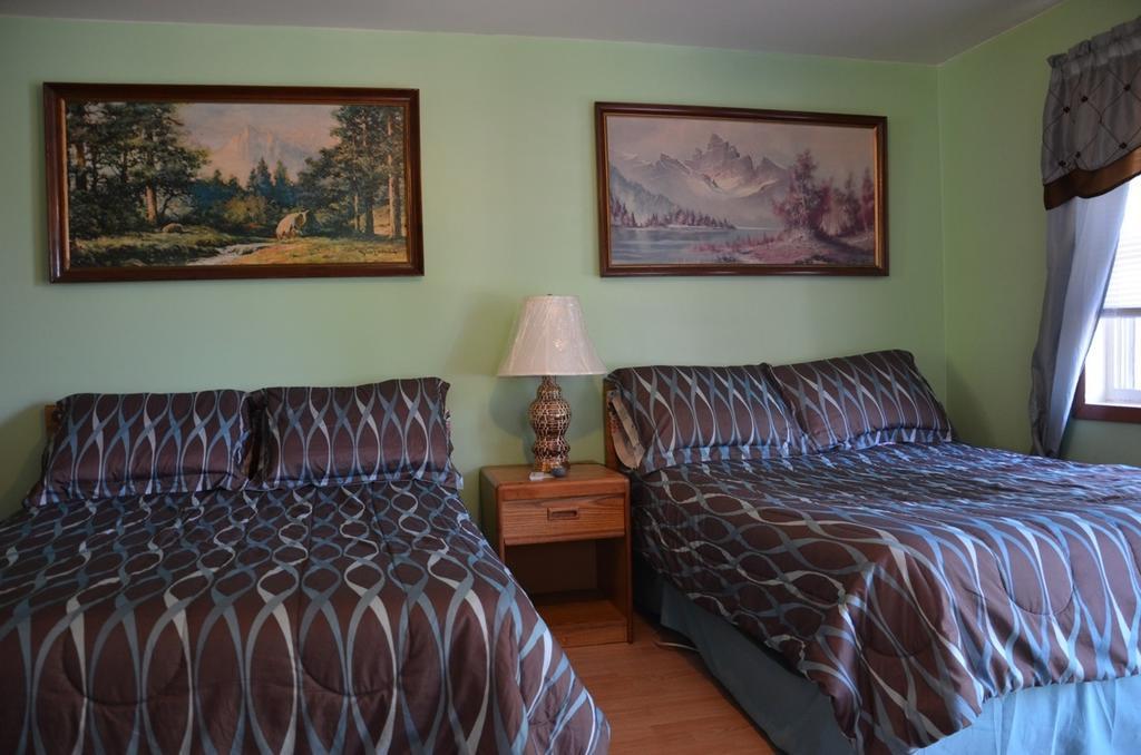 Deer Trail Motel Wisconsin Dells Extérieur photo